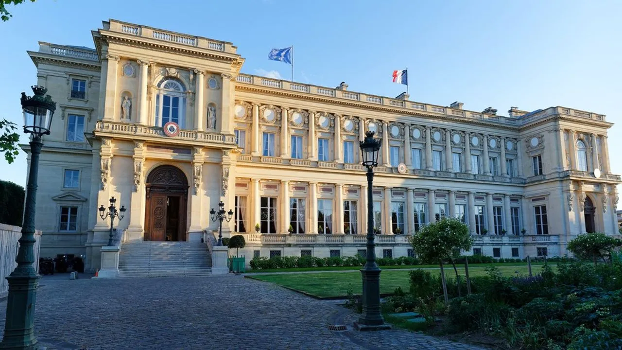 Ministry of Foreign Affairs during occupation